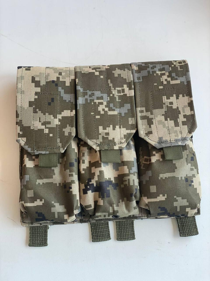 Triple AK Magazine Pouch, Closed, MOLLE (Pixel Camo)